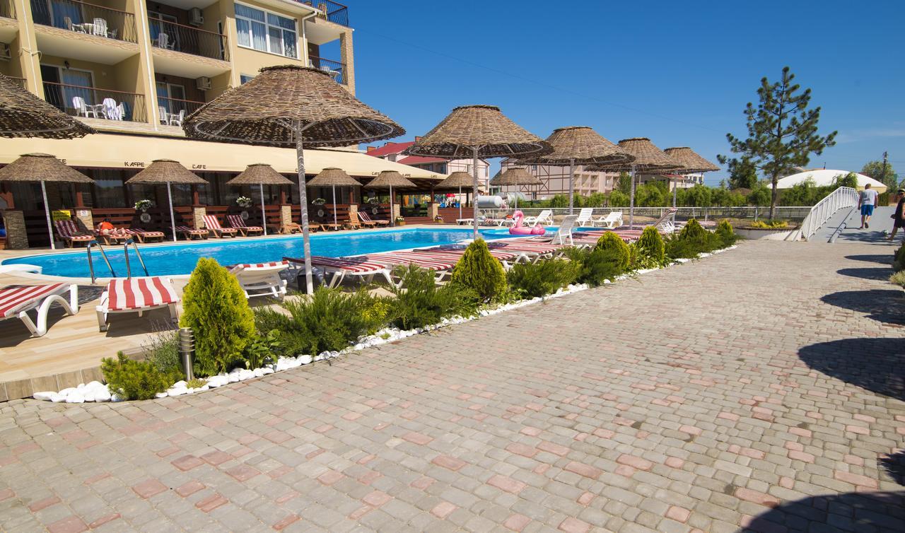 Kovcheg Hotel Zatoka Kültér fotó