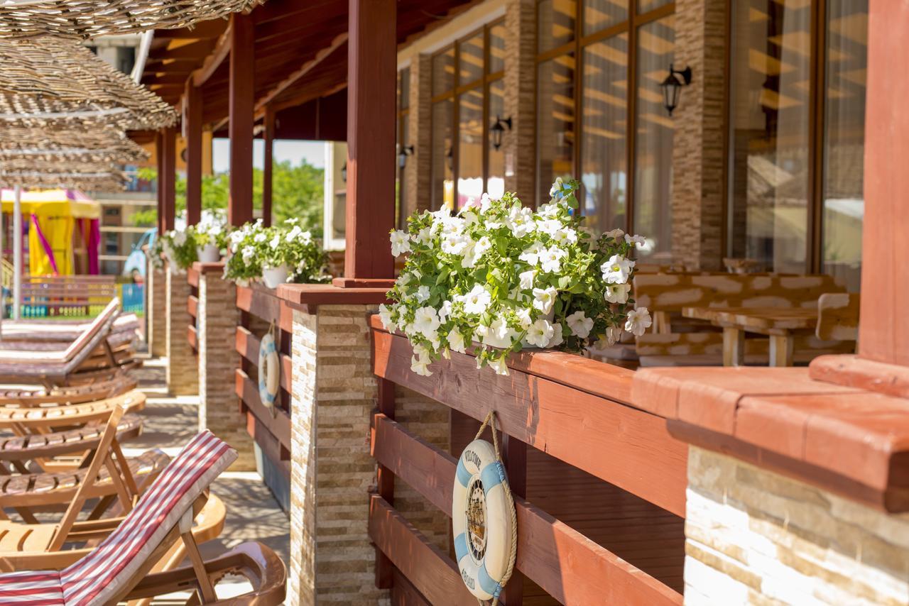 Kovcheg Hotel Zatoka Kültér fotó