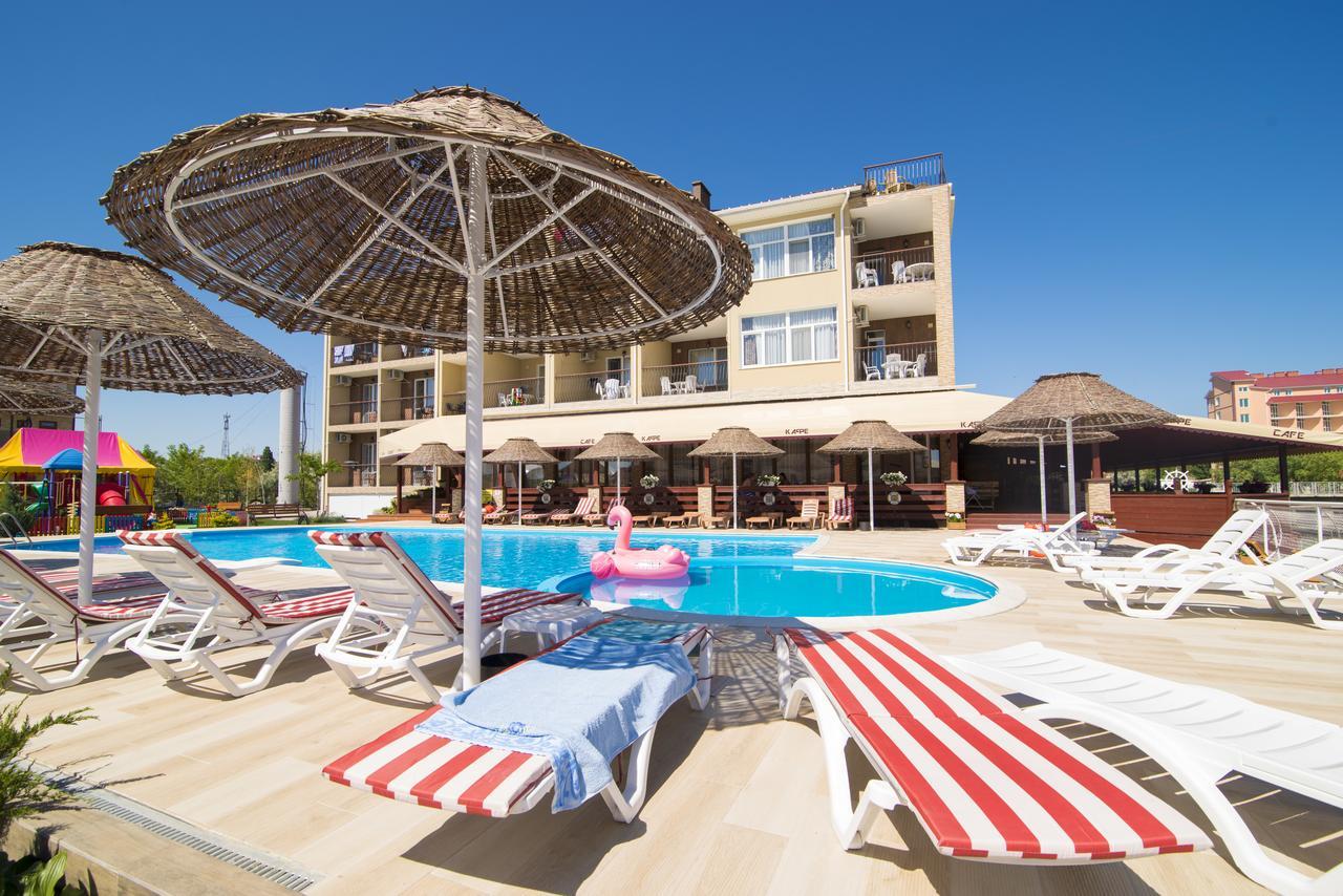 Kovcheg Hotel Zatoka Kültér fotó