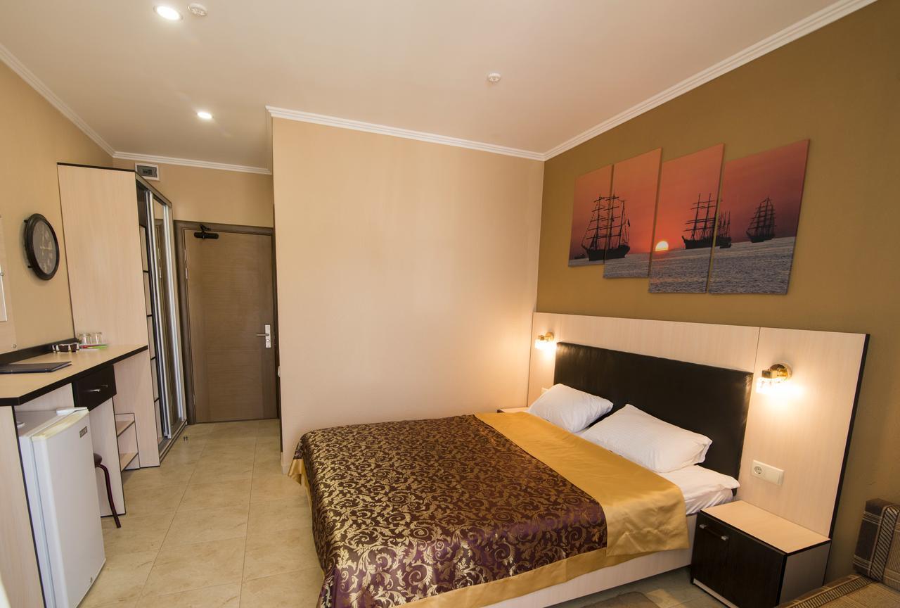 Kovcheg Hotel Zatoka Kültér fotó